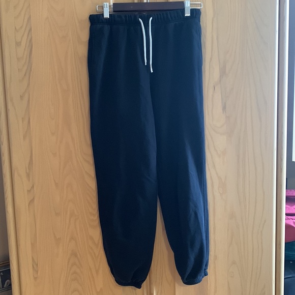 Womens black draw string joggers from Old Navy size S - Picture 2 of 5